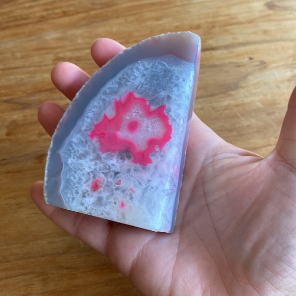 Geode bookend or shelf decor “pink” - Picture 7 of 9